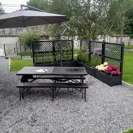La Petite Maison Mettet Holiday home *